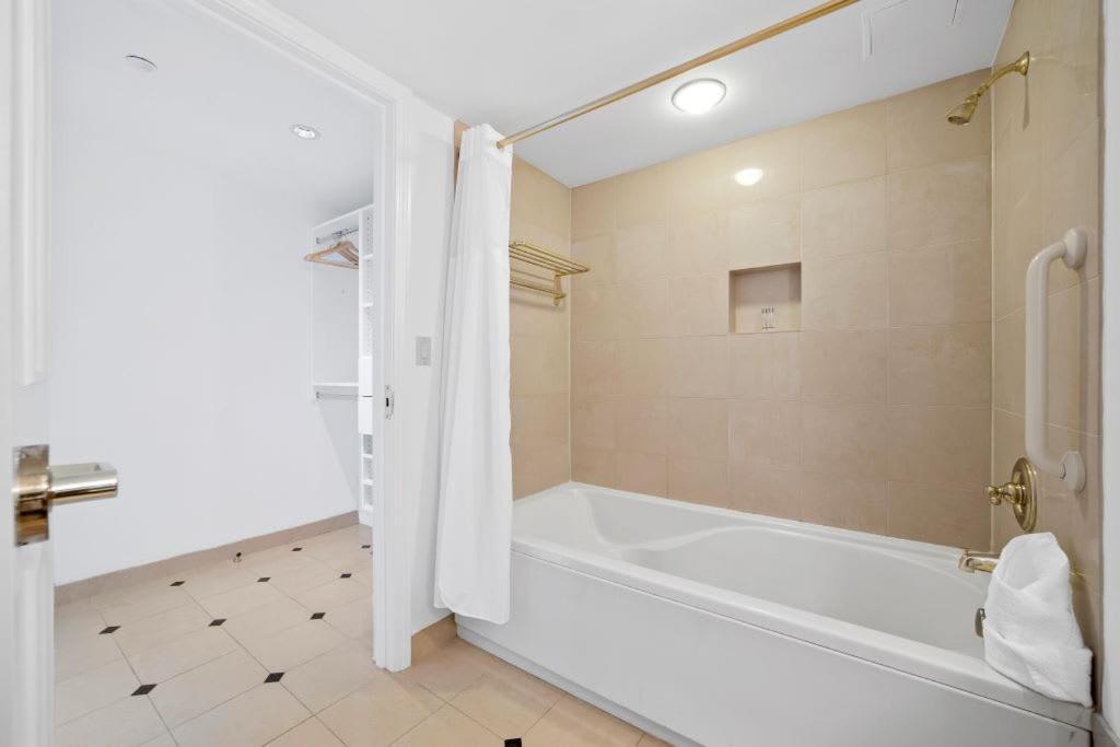 2Br 3Ba Beachfront Rental In Town Cozysuites Atlantic Stadt Exterior foto